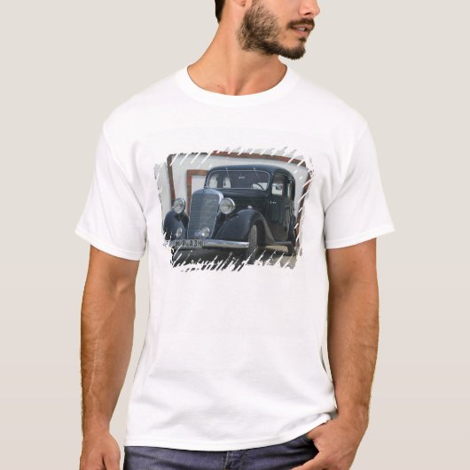 アンティーク メルセデス 3 Tシャツ (正面)