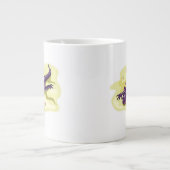 アンテオサウルスのヘッドフォンで日光浴。 ジャンボコーヒーマグカップ (正面)