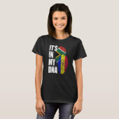 アンドランと南アフリカミックスDNAフラグ伝統 Tシャツ (正面フル)