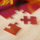 アンバーと暗い赤紫色のレインボードラゴンフライ ジグソーパズル (側面)