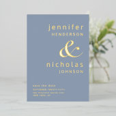 アンパモダンサンド写真ダスティブルー日付の保存 箔招待状 (立ち正面)