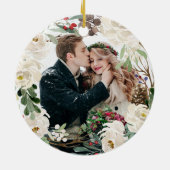 アンパーサンドのリースの赤|のカップルの写真のクリスマス セラミックオーナメント (裏面)