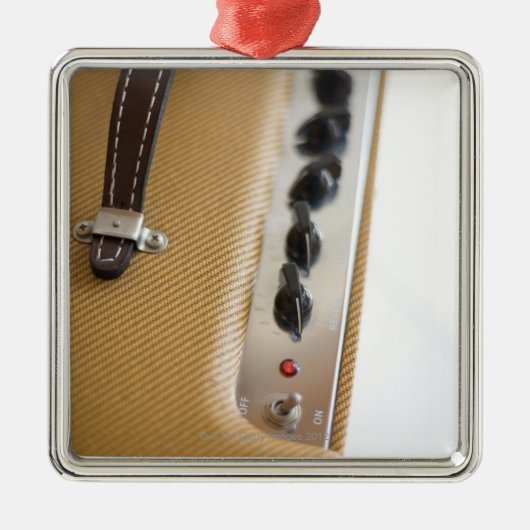 アンプ2 メタルオーナメント (正面)