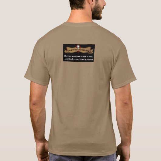 アン・チャールズによる普通のTシャツから遠い道 Tシャツ (裏面)