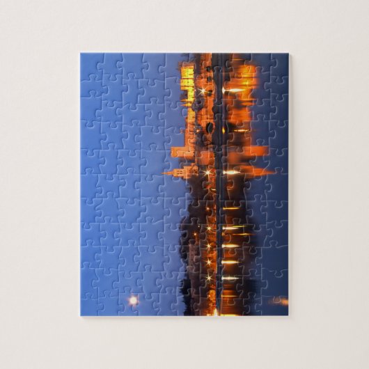 アヴィニョンの教皇の宮殿とローネ川 ジグソーパズル (縦)