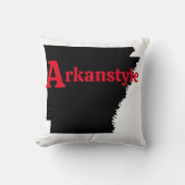 アーカンスタイルレッド文字 クッション (正面)