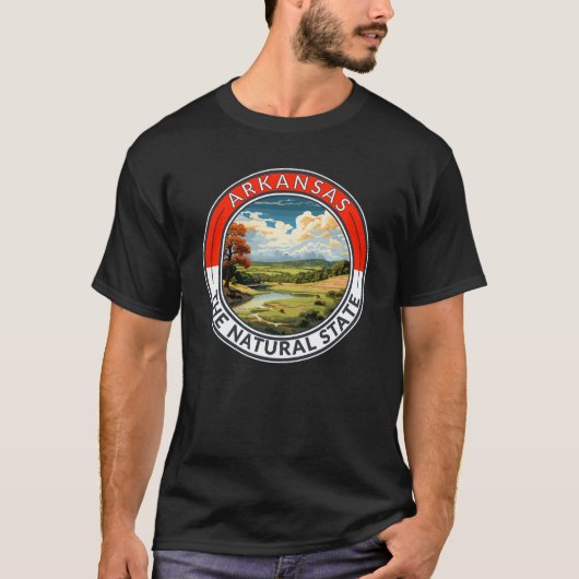 アーカンソー州トラベルアートバッジ Tシャツ (正面)