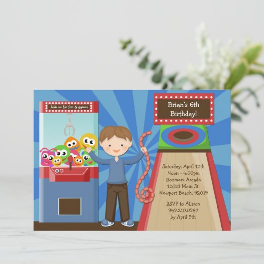 アーケードの誕生日のパーティの招待状 招待状 (スタンド正面)