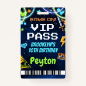 アーケードゲーム誕生日VIPパスラニヤード バッジ (正面)