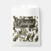 アースカラーのブラウン&タン カモフラージュ 感謝 フェイバーバッグ (正面)