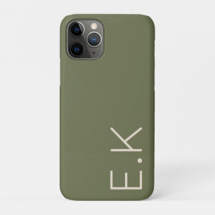 アースグリーンミニマルイニシャルモノグラパーソナライズされたム iPhone 11 PROケース