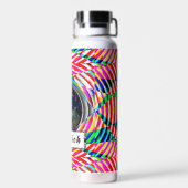 アースビーブバイケネス・ヨンチッチ ウォーターボトル (背面)