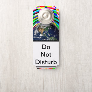 アースビーブバイケネス・ヨンチッチ ドアノブサイン