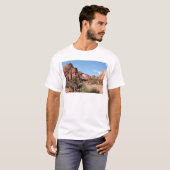 アーチの国立公園、モアブの近くで、ユタ、米国 Tシャツ (正面フル)
