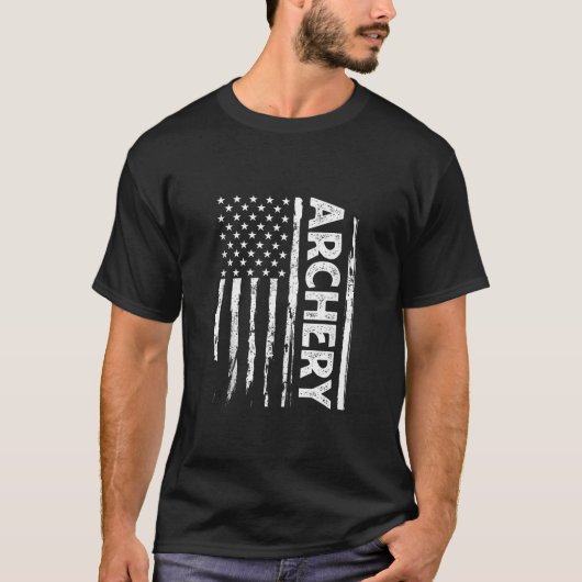 アーチェリーアメリカ国旗ハンターターゲット射撃、 発砲ロング Tシャツ (正面)