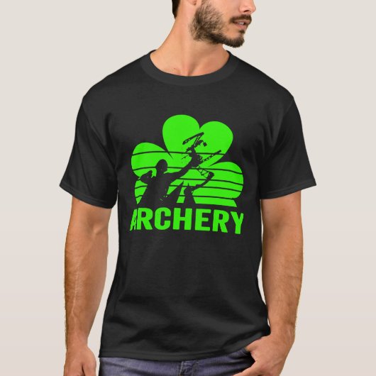 アーチェリーシャムロックSt patricks day Tシャツ (正面)