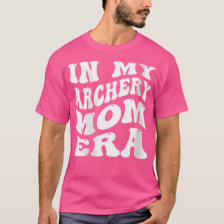 アーチェリーママ時代のおもしろいアーチェリー誇りを持ったママGの男 Tシャツ