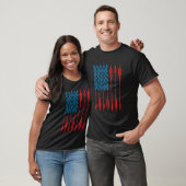 アーチェリー米国国旗の矢印 Tシャツ (ユニセックス)