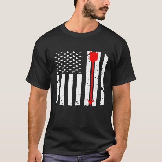アーチェリー赤矢動揺して弓米国国旗 Tシャツ (正面)