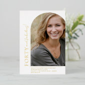 アーチエレガント形40と写気のあるそぶりをした真金ゴールド 箔招待状 (立ち正面)