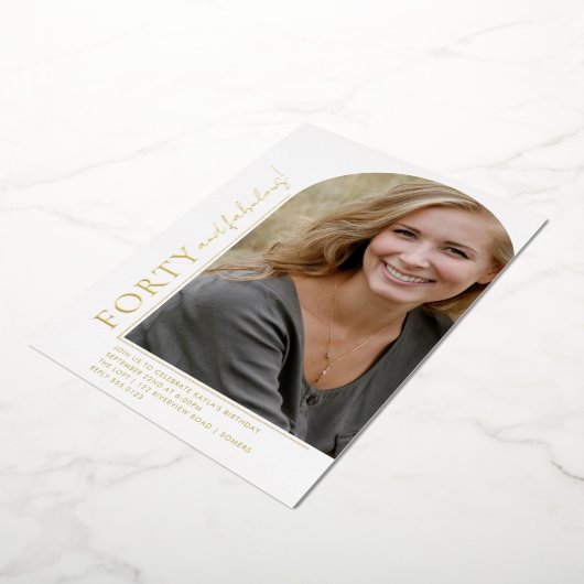 アーチエレガント形40と写気のあるそぶりをした真金ゴールド 箔招待状 (回転した状態)