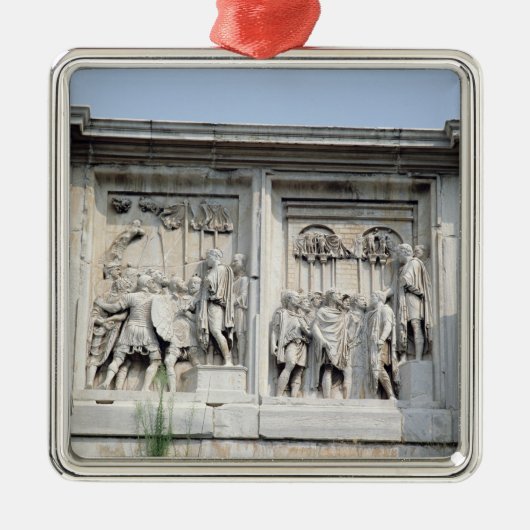 アーチコンスタンチーヌからの詳細 メタルオーナメント (正面)