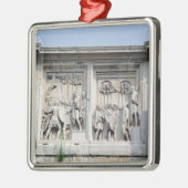 アーチコンスタンチーヌからの詳細 メタルオーナメント (左)