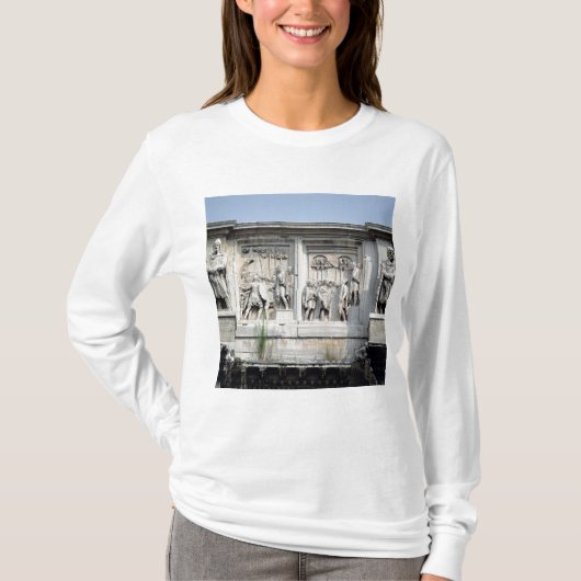 アーチコンスタンチーヌからの詳細 Tシャツ (正面)