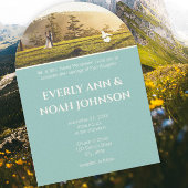 アーチシルバーブルーの花とビー結婚ズ 招待状