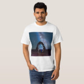 アーチス国立公園の夜MOAB Tシャツ (正面フル)
