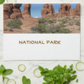 アーチス国立公園の岩層 キッチンタオル (折り畳み)