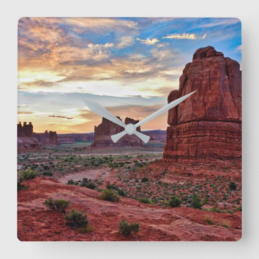 アーチズアットサンセット スクエア壁時計 (正面)