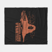 アーチズナショナルパークモアブユタヴィンテージアート フリースブランケット (正面(横))