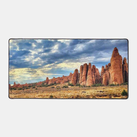 アーチズナショナルパークユタロックスパイア デスクマット (正面)