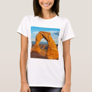 アーチズ国立公園MOABユタ Tシャツ