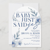 アーチベイビー ちょうどイエスと答えた 白い花のエンゲージメント 招待状 (正面)