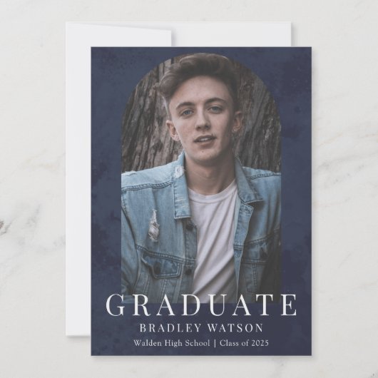 アーチモダンフォトネイビーブルーボーイ卒業 招待状 (正面)