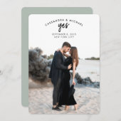 アーチ型文字写真セージ緑の結婚式の日付を保存 招待状 (正面/裏面)