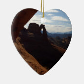 アーチ形の繊細なアーチ – 岩の窓から セラミックオーナメント (右)