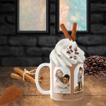 アーチ4写真テラコッタ |赤面カップル 名前C コーヒーマグカップ<br><div class="desc">このカップルのデザインは、テラコッタの背景に白と赤面のバックフレームが絡み合った4枚のアーチ型の写真を備えている。ルームはスクリプト文字でカップルの名前のために以下に設計されている。</div>