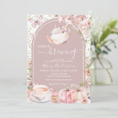 アーチ ティーパーティー パンプキン ベイビー シャワーはベイビーが醸造中 招待状 (スタンド正面)