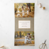 アーティスエレガントト金ゴールド葉の写真 三つ折りクリスマスカード (内部)