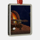 アーティストによるインサイトランダーの表現。 メタルオーナメント (右)