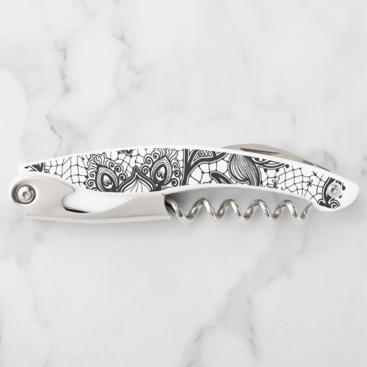 アートで黒く及び白い落書きの曼荼羅のレースパターン ソムリエナイフ (正面)