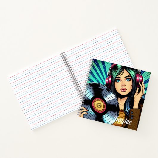 アートクール漫画スタイルガールとビニポップ・アートのルアルバム ノートブック (内部)