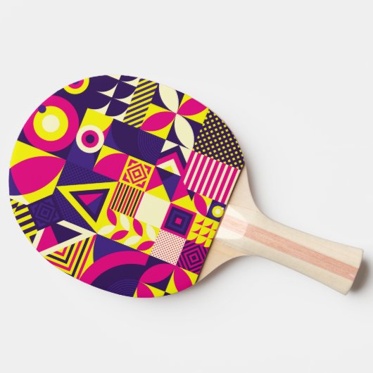 アートポップ・アートの、カラフルの幾何学的な形状。 卓球ラケット (横)