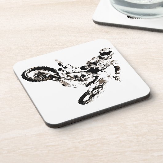 アートモトポップ・アートのクロスモトキュールスポーツ コースター (左側)