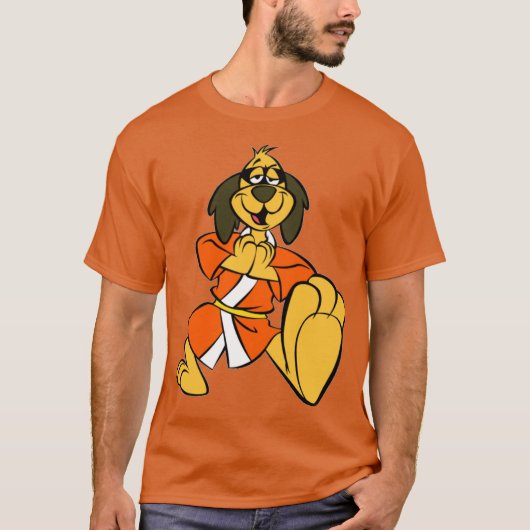 アート 香港 フィー カートゥーン 空手 犬 漫画 Tシャツ (正面)
