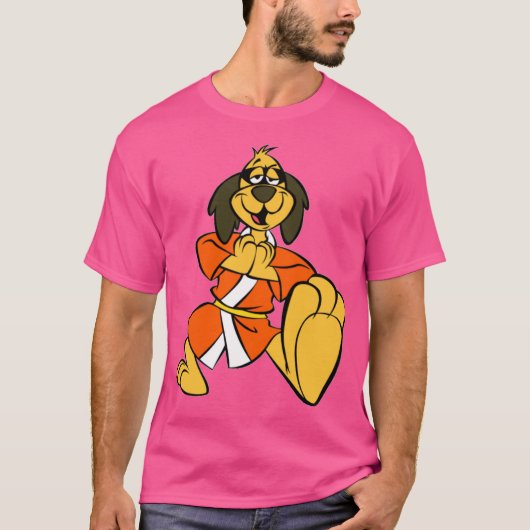 アート 香港 フォーイ カートゥーン 空手 犬 ファミリー Tシャツ (正面)