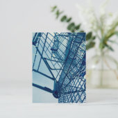 アーバンアートショッピングカート積み ポストカード (スタンド正面)